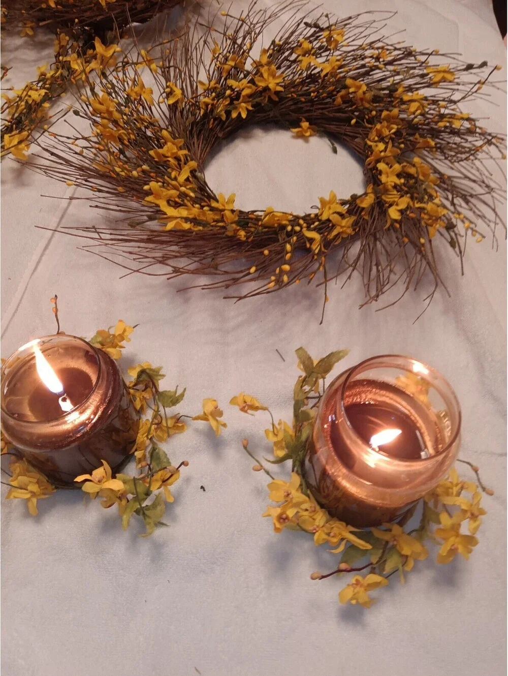 Artificial Yellow Blossom Floral Candle Rings N 20